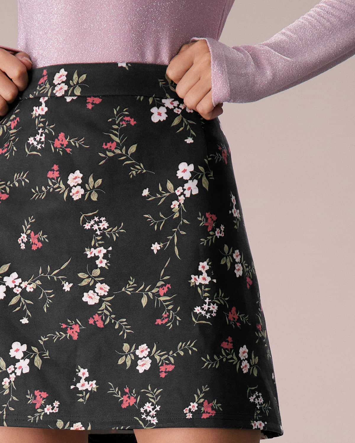 the-black-high-waisted-floral-mini-skirt-bottoms-bmixzh